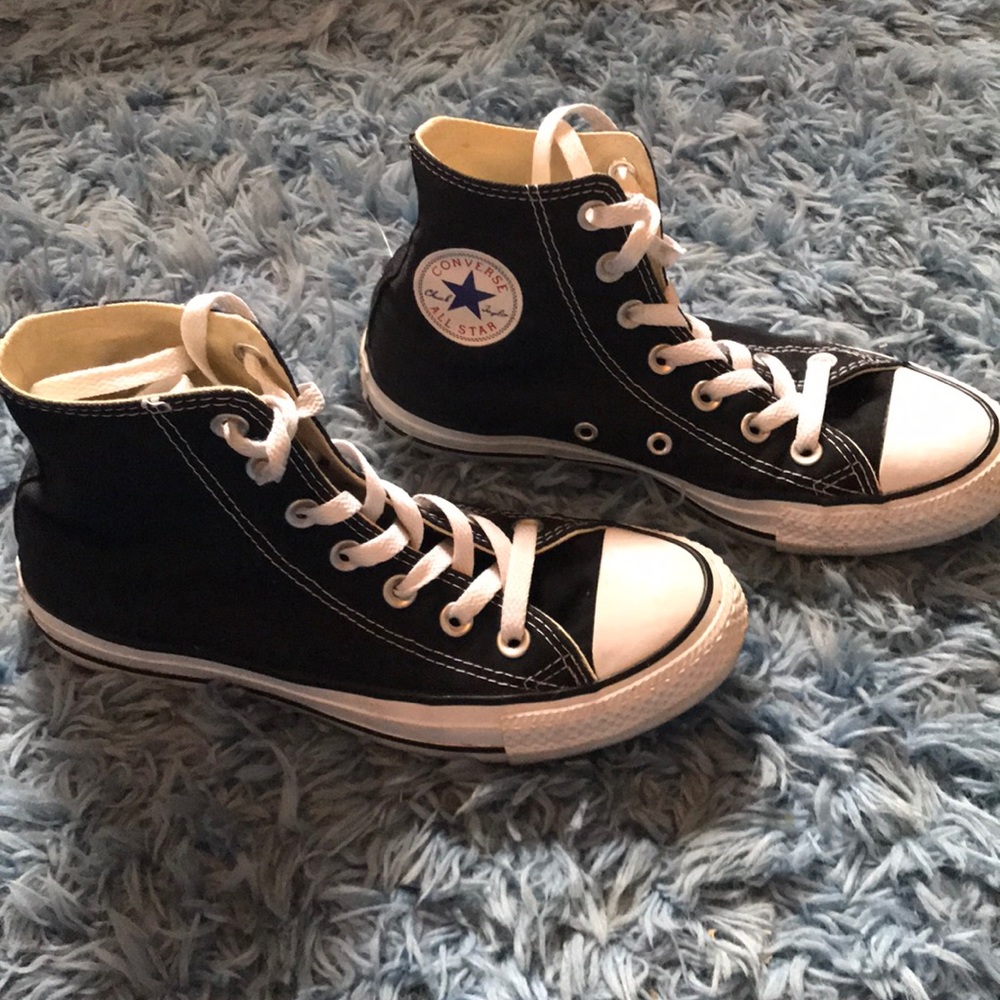 Black high top converse